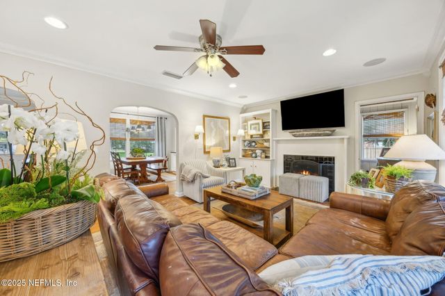 4125 TIMUQUANA Road, Jacksonville, FL 32210