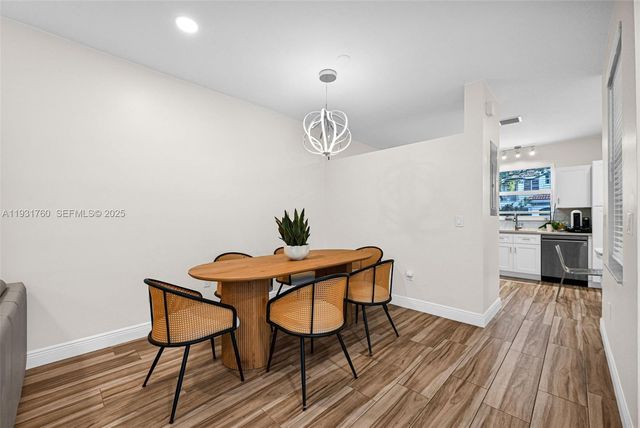 1420 Weeping Willow Way, Hollywood, FL 33019