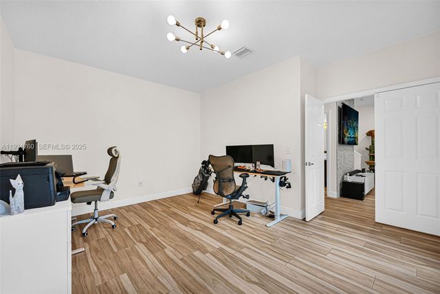 1420 Weeping Willow Way, Hollywood, FL 33019