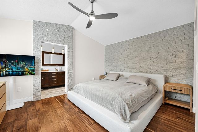 1420 Weeping Willow Way, Hollywood, FL 33019