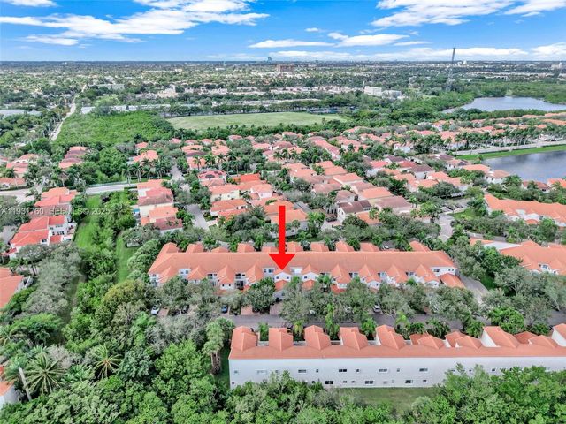 1420 Weeping Willow Way, Hollywood, FL 33019