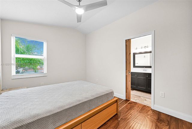 1420 Weeping Willow Way, Hollywood, FL 33019