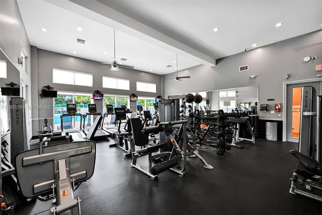 1420 Weeping Willow Way, Hollywood, FL 33019