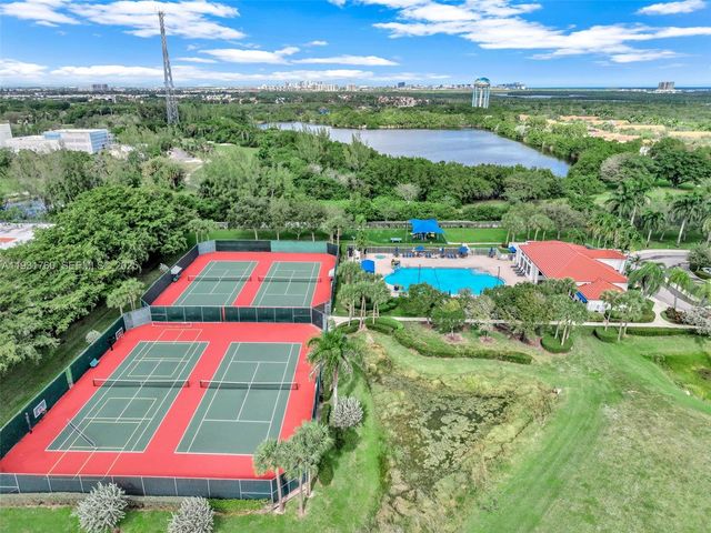 1420 Weeping Willow Way, Hollywood, FL 33019