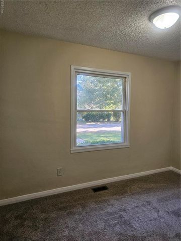 845 Bershire TER, Hampton, VA 23666