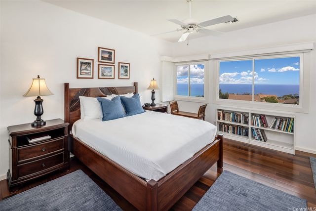 2039 Laukahi Street, Honolulu, HI 96821