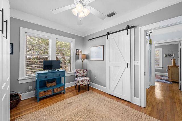 201 W THOMAS STREET, Tampa, FL 33604