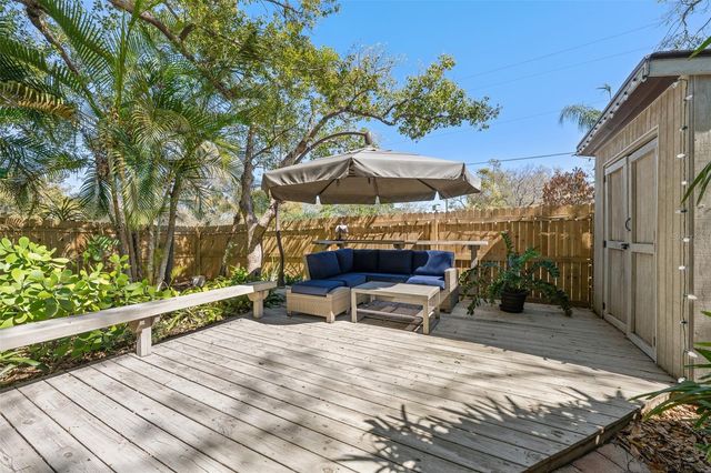 201 W THOMAS STREET, Tampa, FL 33604