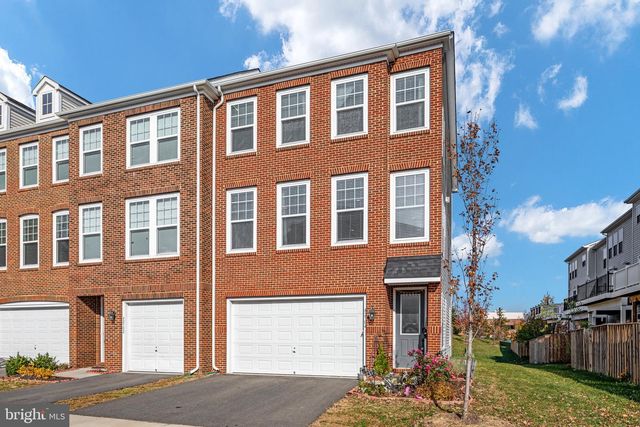 42304 LANCASTER WOODS SQ, Chantilly, VA 20152