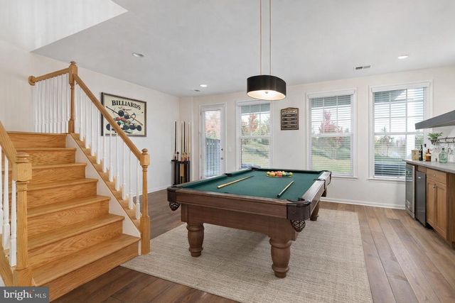 42304 LANCASTER WOODS SQ, Chantilly, VA 20152