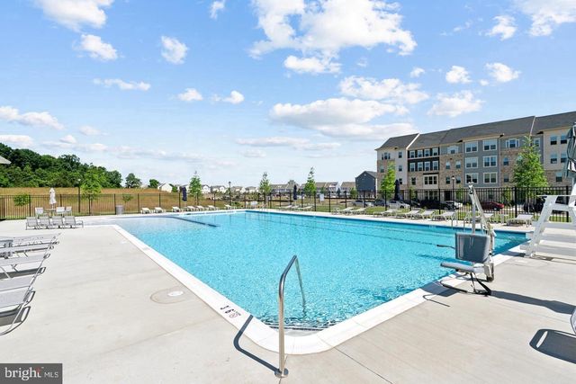 42304 LANCASTER WOODS SQ, Chantilly, VA 20152