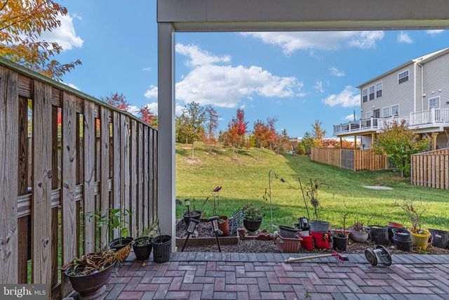 42304 LANCASTER WOODS SQ, Chantilly, VA 20152