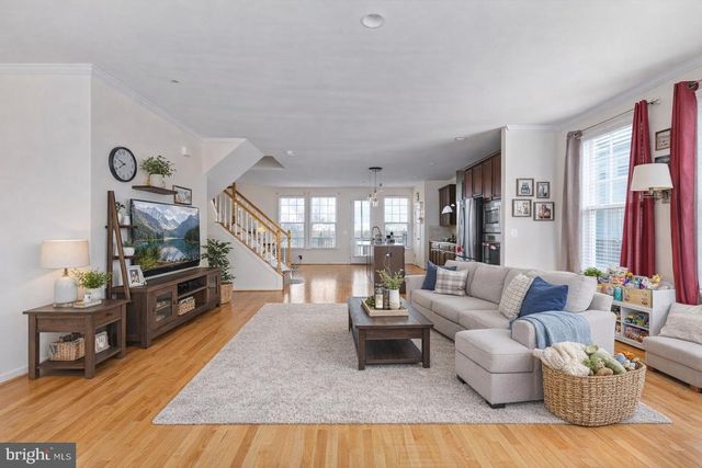 42304 LANCASTER WOODS SQ, Chantilly, VA 20152