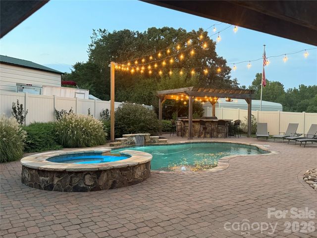 3467 Judith Place, Denver, NC 28037