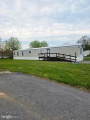 1024 WARM SPRING ROAD #88, Chambersburg, PA 17202