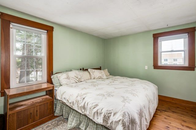 36 Highland Avenue, Derry, NH 03038