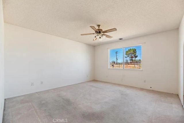 16924 Crestview, Victorville, CA 92395