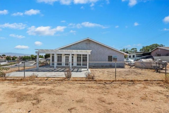 16924 Crestview, Victorville, CA 92395