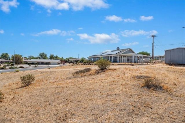 16924 Crestview, Victorville, CA 92395