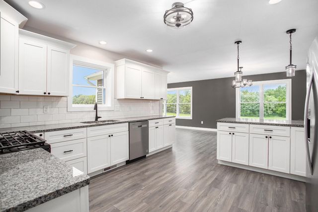 2141 N 35th Street, Comstock Twp, MI 49053