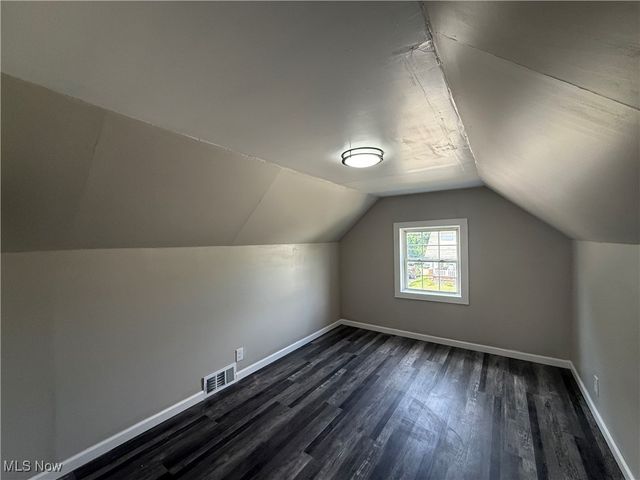 813 W 17th Street, Lorain, OH 44052