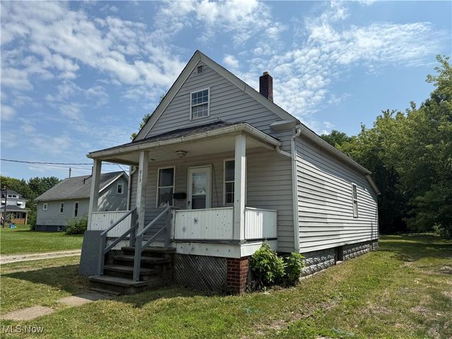 813 W 17th Street, Lorain, OH 44052