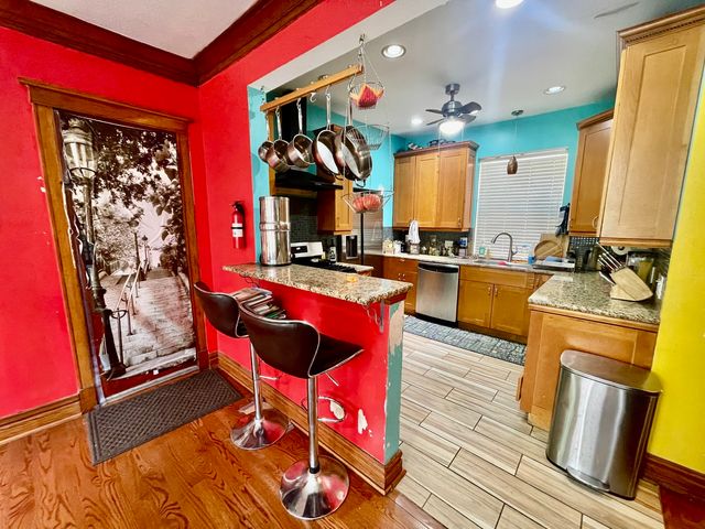 7916 S Constance Avenue, Chicago, IL 60617