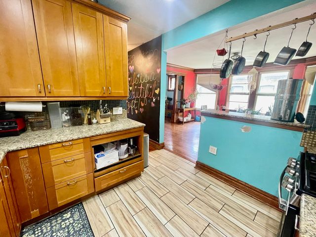 7916 S Constance Avenue, Chicago, IL 60617