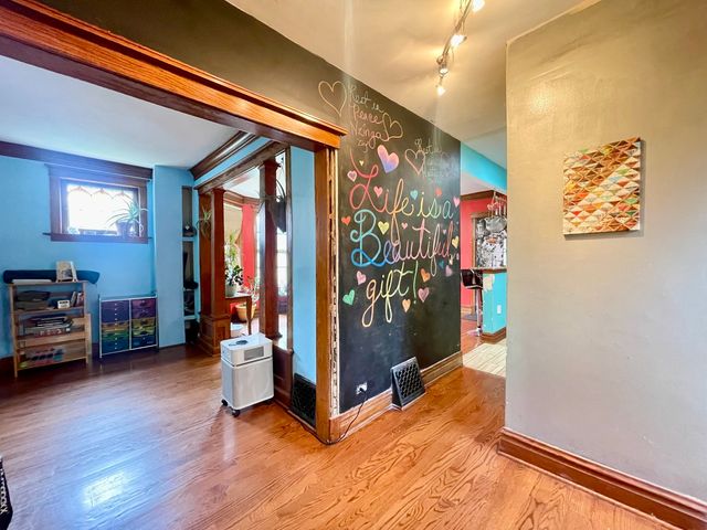 7916 S Constance Avenue, Chicago, IL 60617