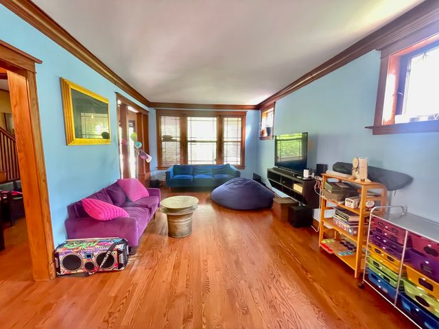 7916 S Constance Avenue, Chicago, IL 60617