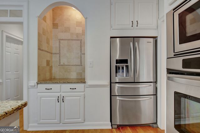 125 Oak Knoll, Fayetteville, GA 30214