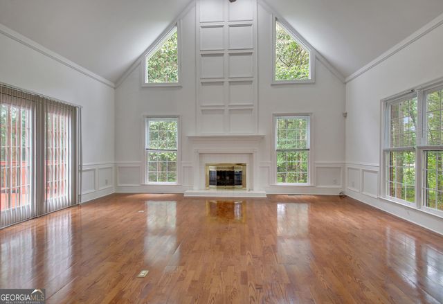 125 Oak Knoll, Fayetteville, GA 30214