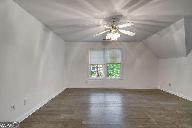 125 Oak Knoll, Fayetteville, GA 30214