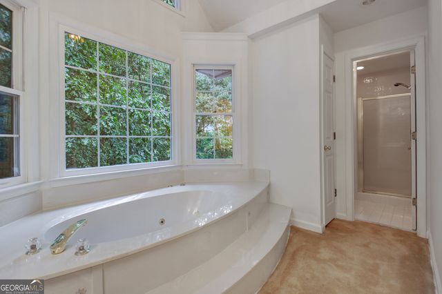 125 Oak Knoll, Fayetteville, GA 30214