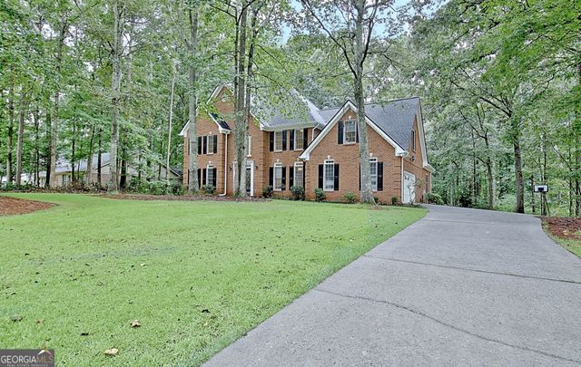 125 Oak Knoll, Fayetteville, GA 30214
