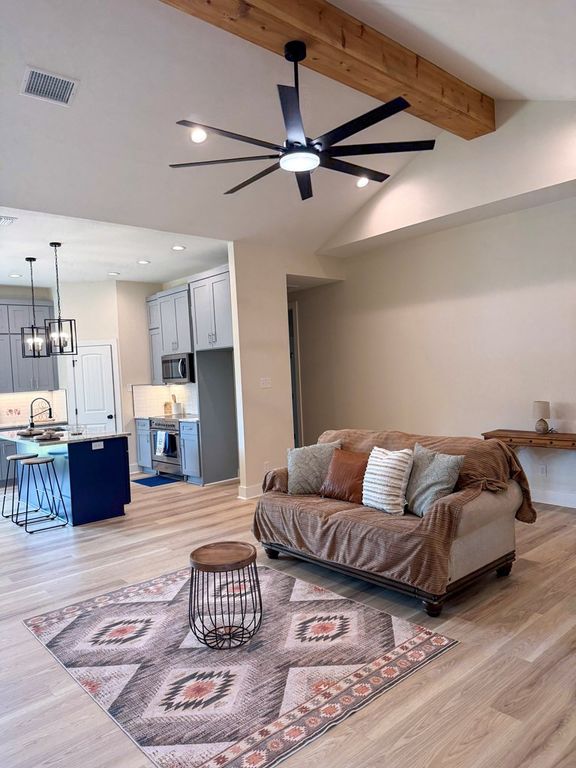 Image 8 of property listing at 3603 Clearview Drive, San Angelo, TX 76904