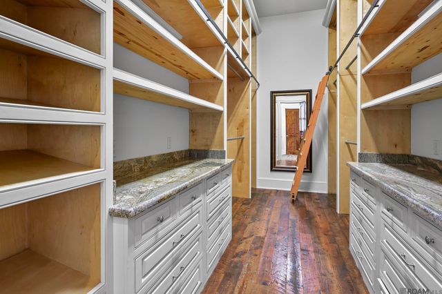 4936 Mimosa St, Baton Rouge, LA 70808