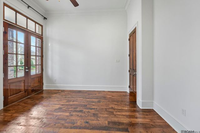 4936 Mimosa St, Baton Rouge, LA 70808