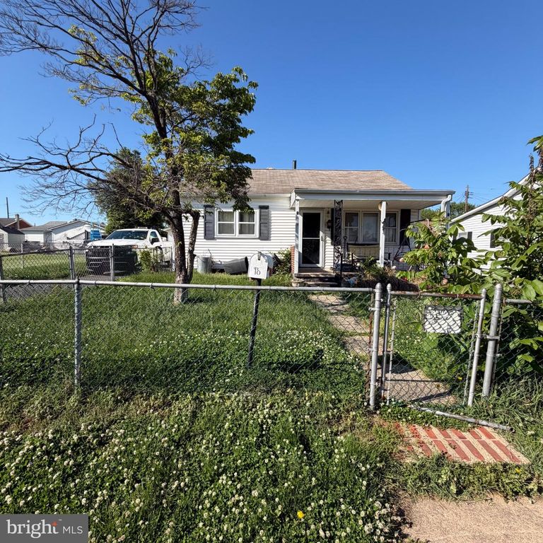 16 CHANDELLE RD, Baltimore, MD 21220