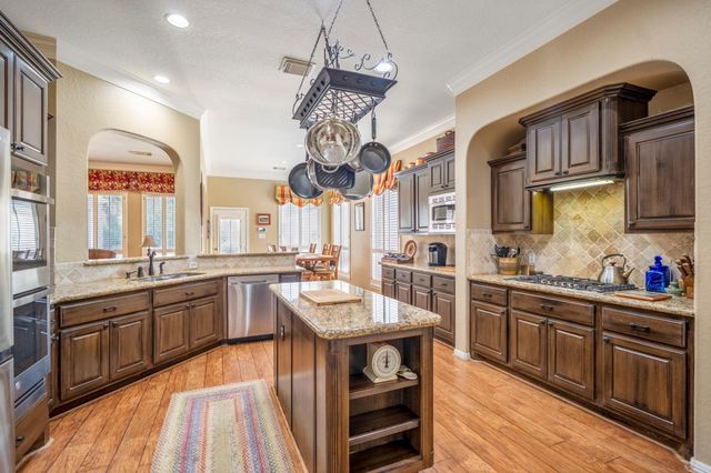 1438 Hatchmere Place, Spring, TX 77379