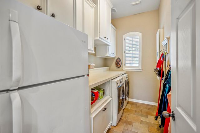 1438 Hatchmere Place, Spring, TX 77379
