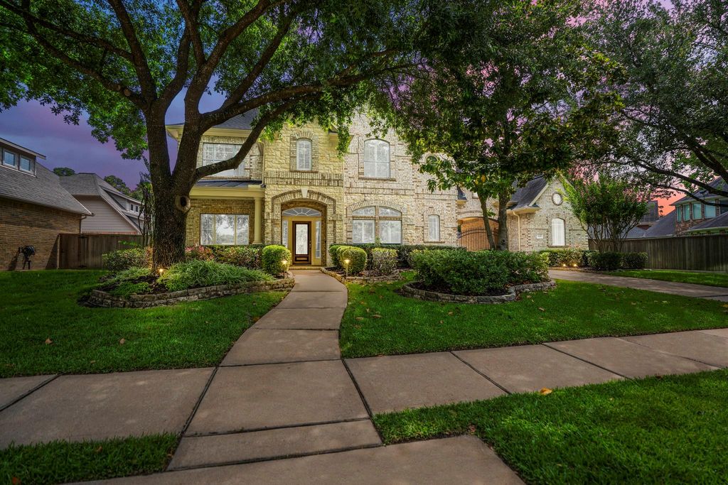 1438 Hatchmere Place, Spring, TX 77379
