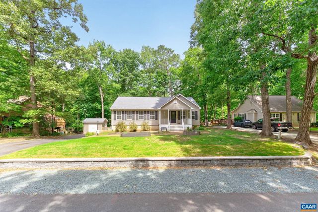4 STIGGER RD, Palmyra, VA 22963