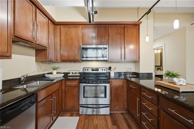 426 Granby St Apt 2C, Norfolk, VA 23510