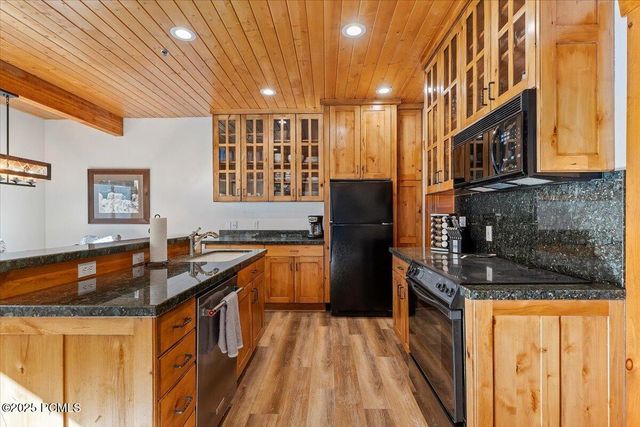 568 Deer Valley Drive 8b, Park City, UT 84060