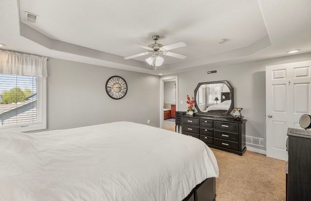 1328 91st Street, West Des Moines, IA 50266