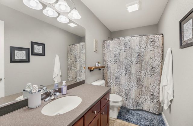 1328 91st Street, West Des Moines, IA 50266
