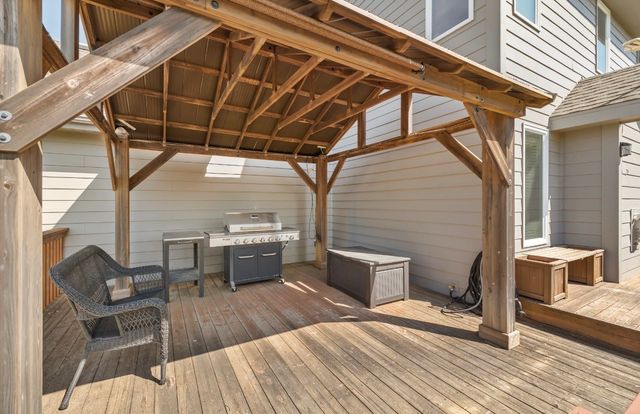 1328 91st Street, West Des Moines, IA 50266