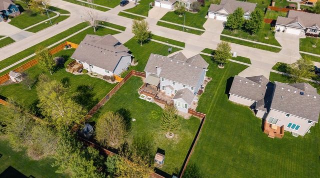 1328 91st Street, West Des Moines, IA 50266