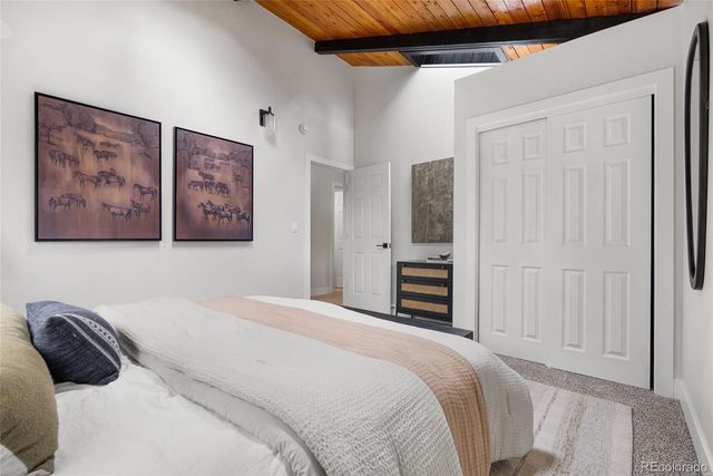 96 Moose Road, Lyons, CO 80540